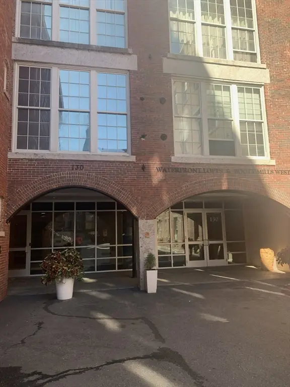 130 John St #250, Lowell, MA 01852