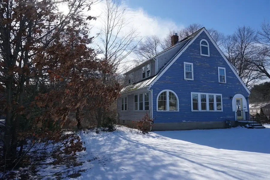 823 Market St, Rockland, MA 02370 - #2