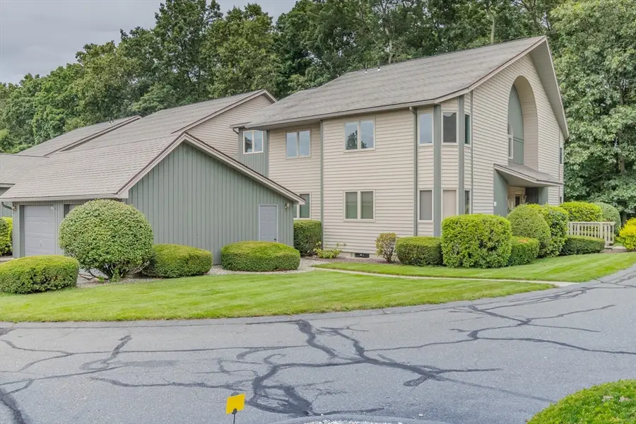 140 Pine Grove Dr #140, South Hadley, MA 01075 - #2
