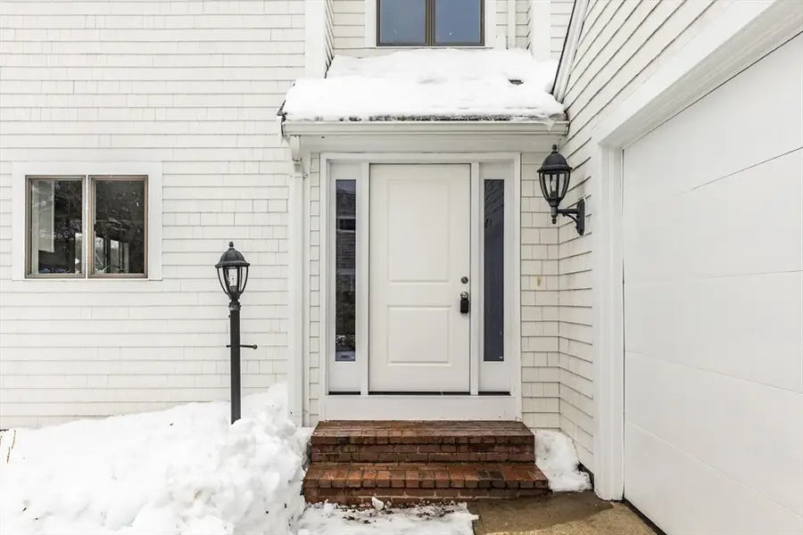 15 Beach St, East Falmouth, MA 02536 - #3