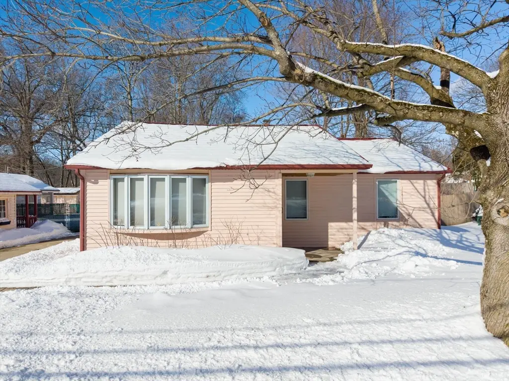 1086 North St Ext, Feeding Hills, MA 01030 - #1