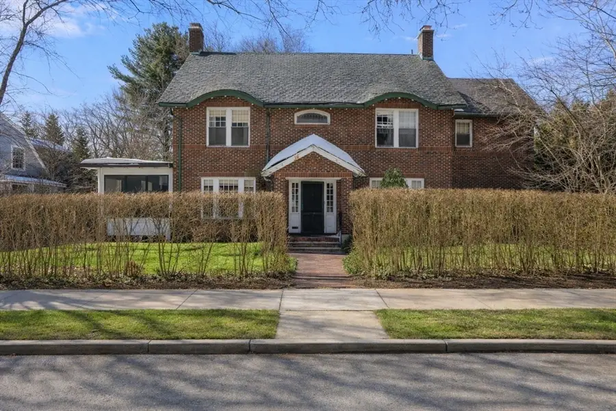22 Windsor Rd., Brookline, MA 02445 - #2