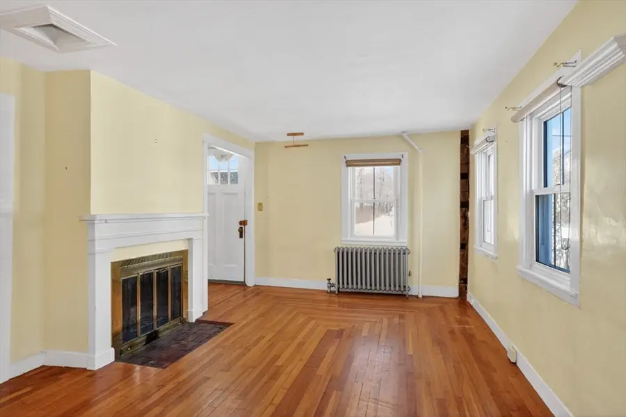 26 Mechanic St, Holliston, MA 01746 - #3