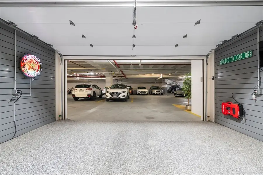 12 Stoneholm #Pk:2, Boston, MA 02115 - #3