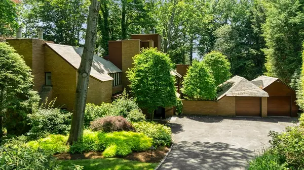 331 Heath Street, Brookline, MA 02467