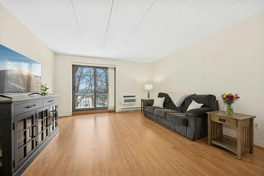 65 Commons Drive #506, Shrewsbury, MA 01545 - #3