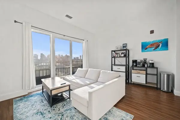 205 Maverick Street #507, Boston, MA 02128