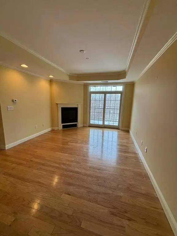 350 Greene St #305, North Andover, MA 01845 - #1