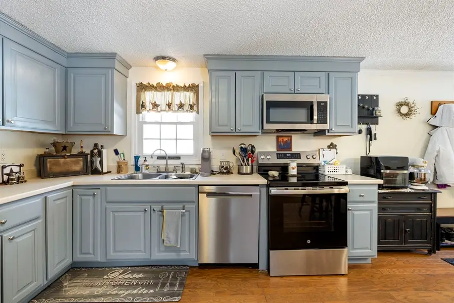 268 N. Liberty St., Belchertown, MA 01007 - #3