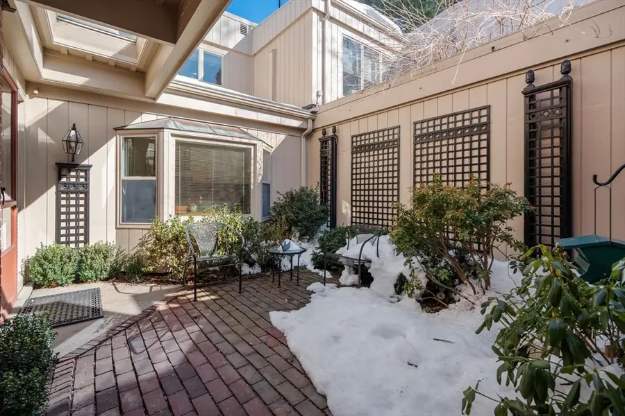 17 Fairgreen Place #17, Brookline, MA 02467 - #2