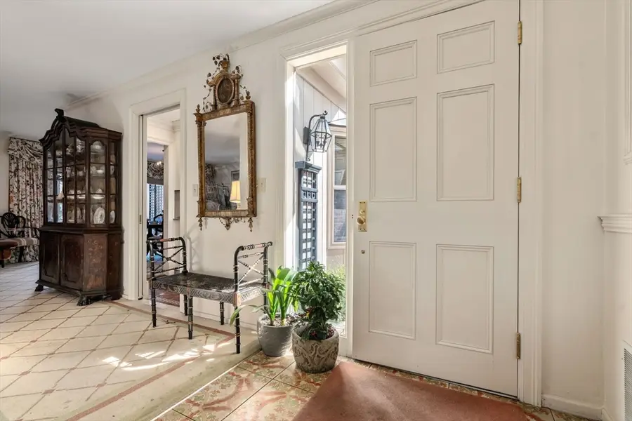 17 Fairgreen Place #17, Brookline, MA 02467 - #3