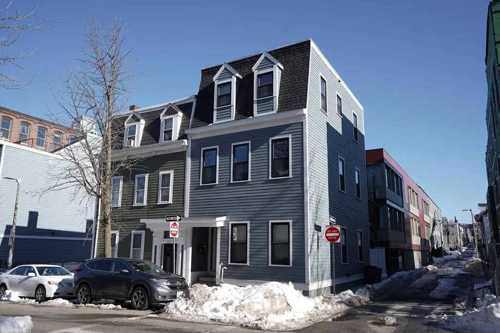 365 E St, Boston, MA 02127 - #1