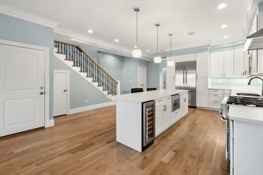 729-731 E 5th St, Boston, MA 02127 - #3