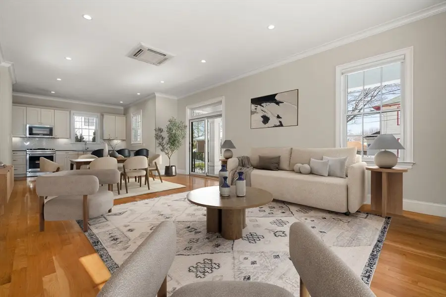 23 Chickatawbut St #2, Boston, MA 02122 - #3