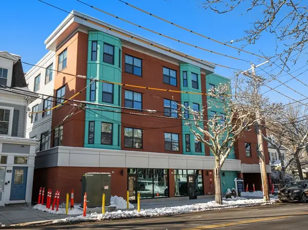 1151 Walnut #202, Newton, MA 02461