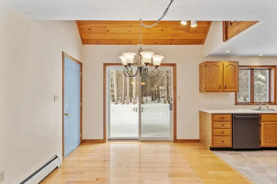 64 Peabody #E, Shirley, MA 01464 - #3