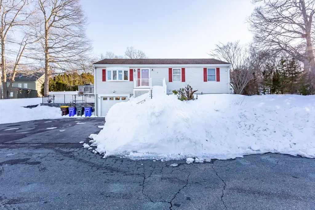 95 Hiatt Street, Fall River, MA 02721 - #1