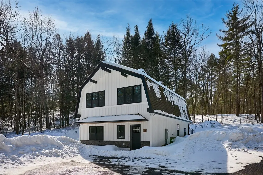 28 Cook Rd, Southampton, MA 01073 - #1