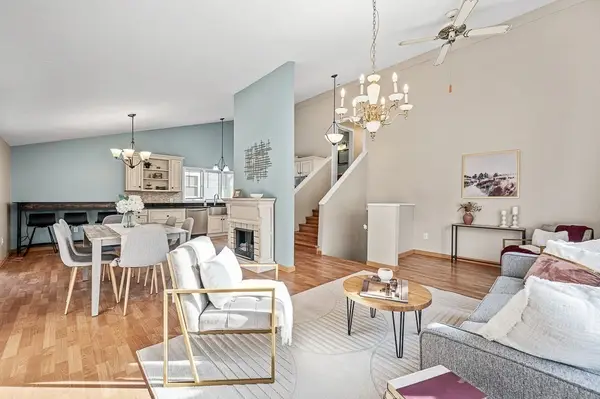 29 Dominion Rd, Worcester, MA 01605