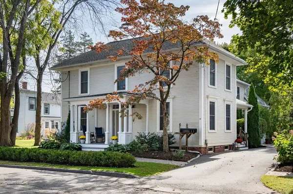 51A Phillips Pl #1, Northampton, MA 01060