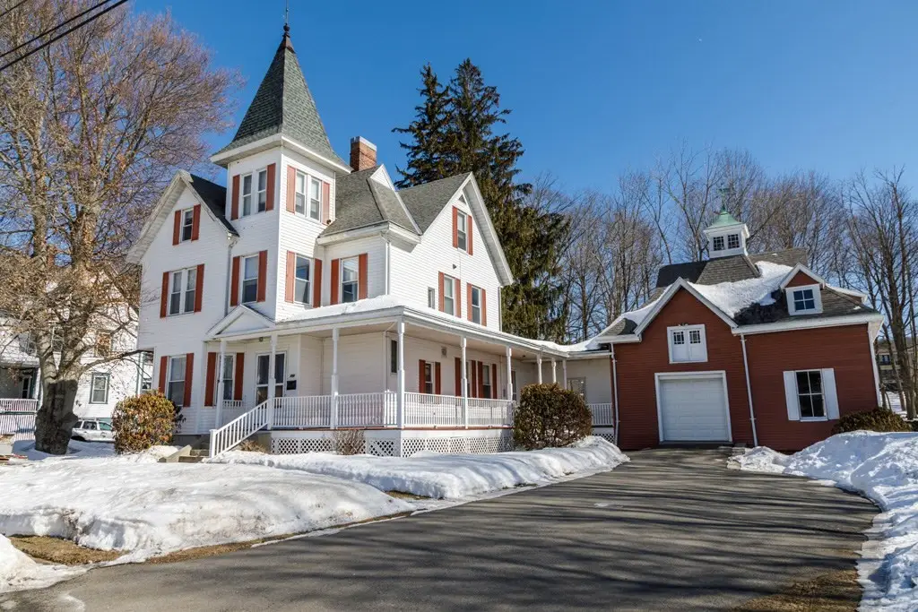 196 Chestnut Street, Gardner, MA 01440 - #1