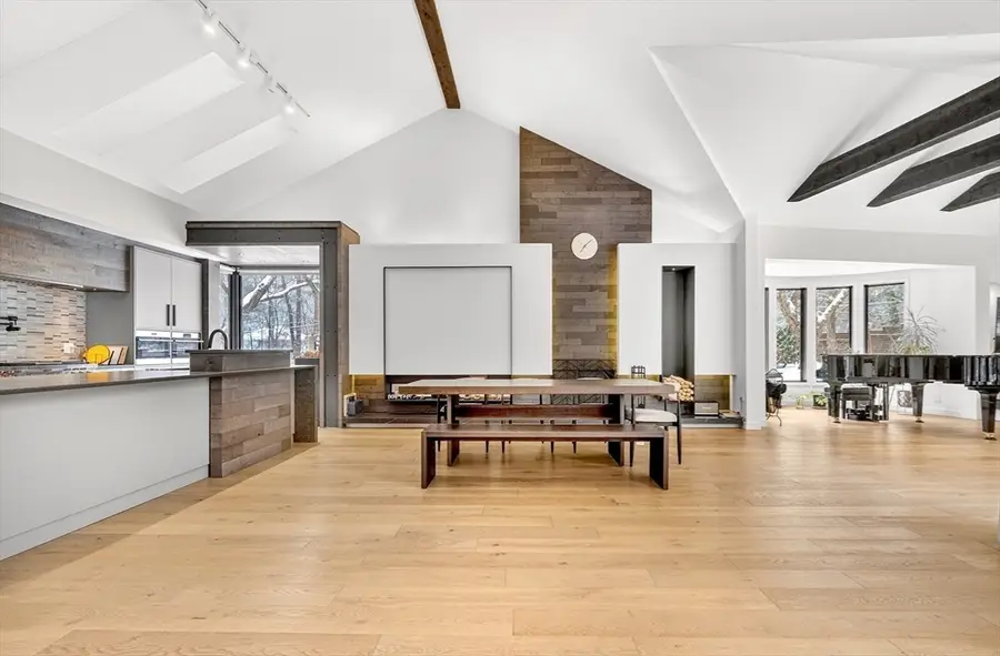 719 Wellesley St, Weston, MA 02493 - #3