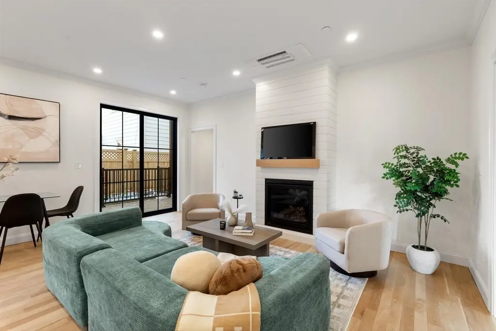 27 Shepard St #3, Boston, MA 02135 - #1