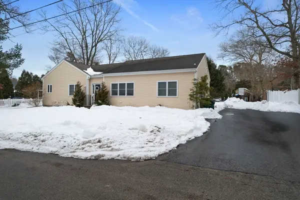 104 Cape Cod Ave, Plymouth, MA 02360