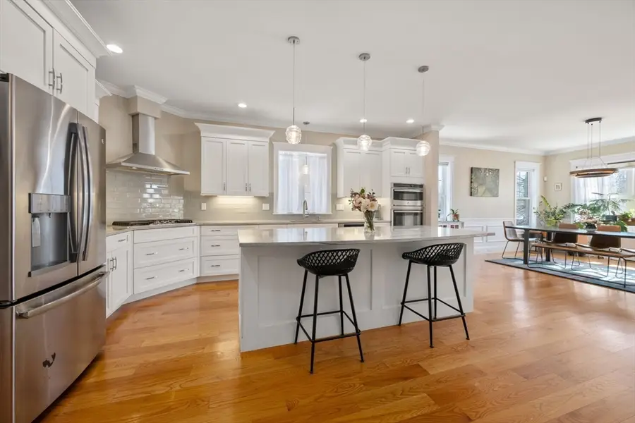 40 Grove St #1, Waltham, MA 02453 - #2