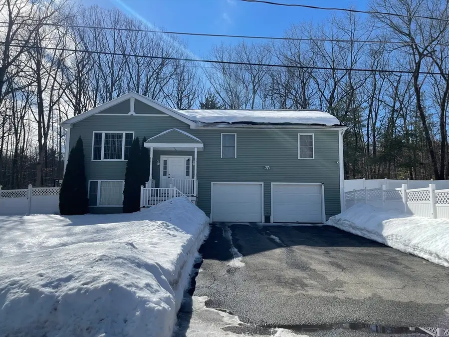 22 Columbia Ave, Fitchburg, MA 01420 - #2