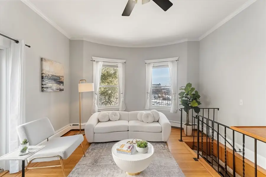 11 S Fairview #2R, Boston, MA 02131 - #3