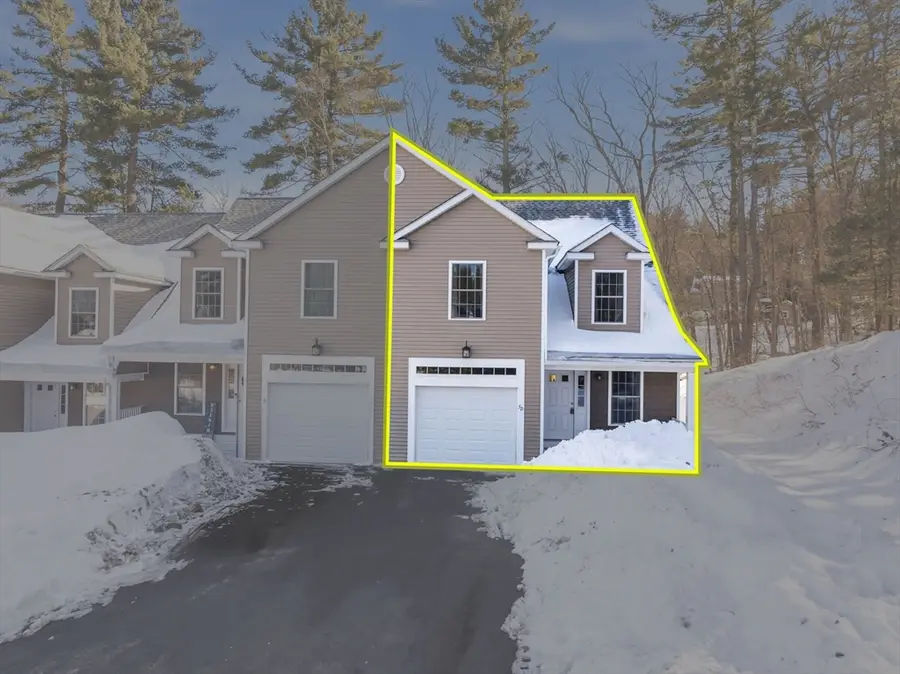 5 Peter St. #D, Uxbridge, MA 01569 - #3