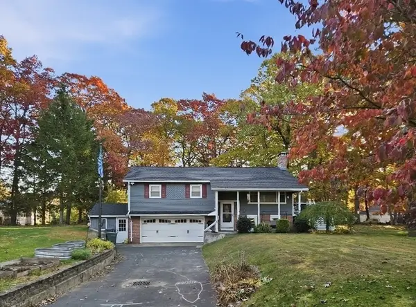 22 Snow Rd, Grafton, MA 01536