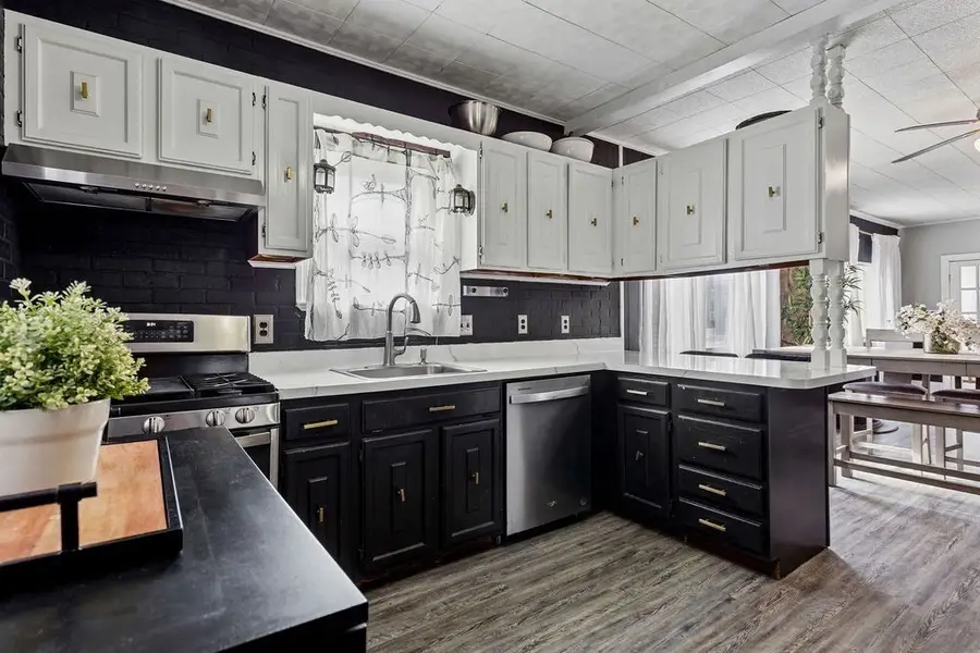 1174 Riverside Ave, Somerset, MA 02726 - #2