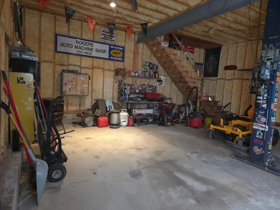 40 Biscayne Street, Leominster, MA 01453 - #3