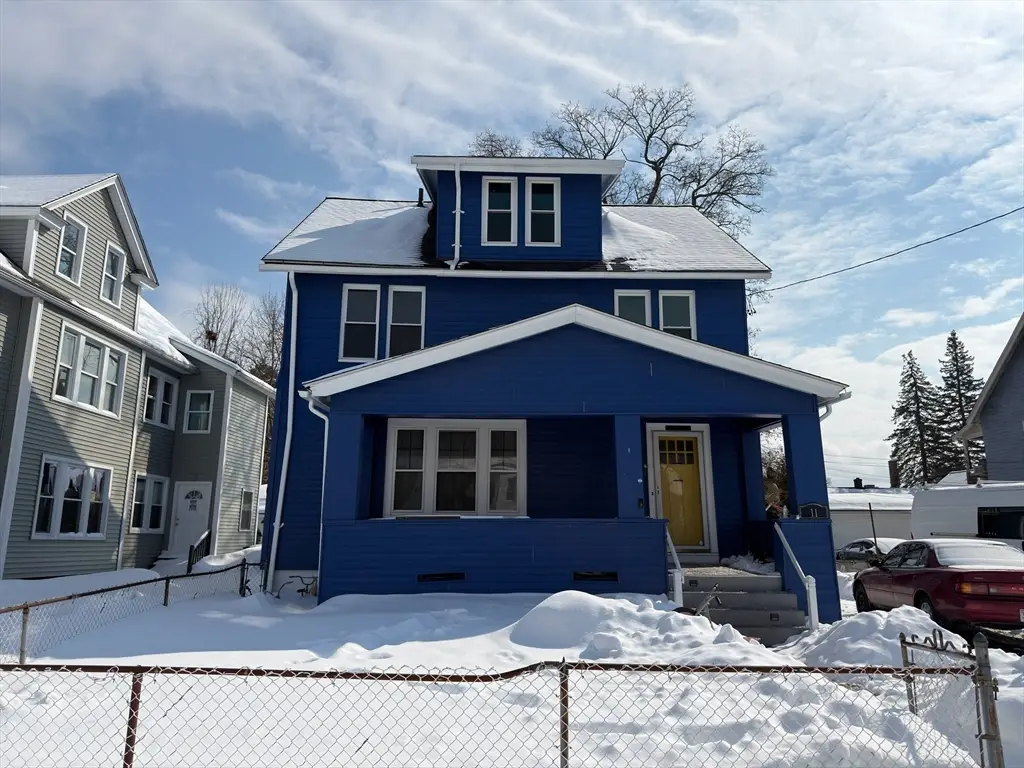 11 Crown St, Springfield, MA 01108 - #1