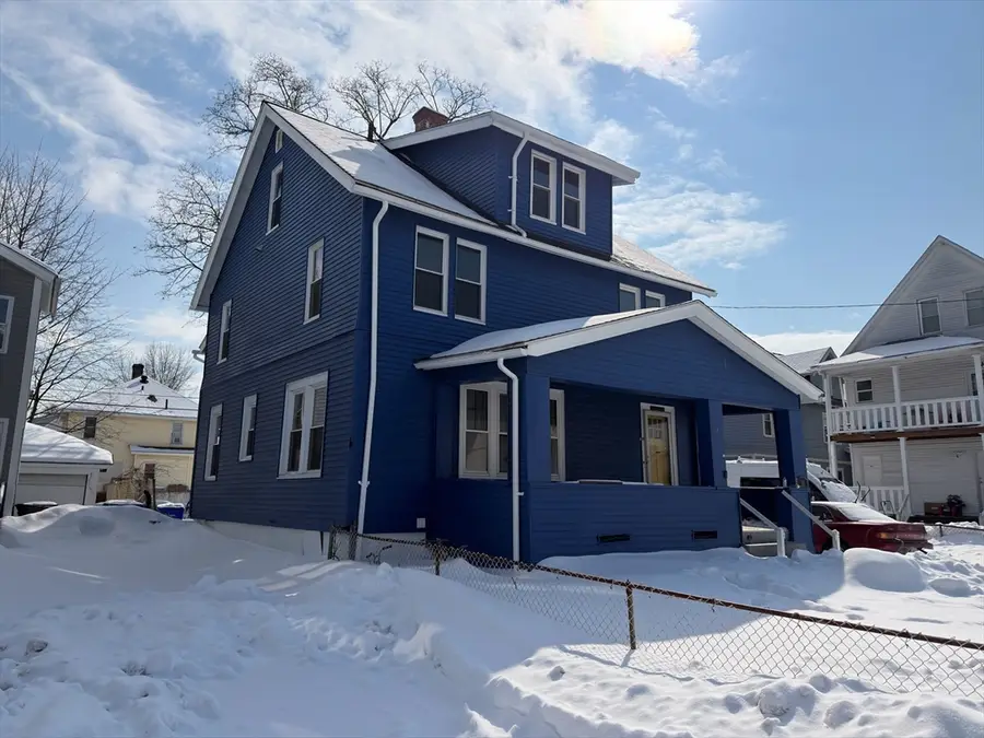 11 Crown St, Springfield, MA 01108 - #3