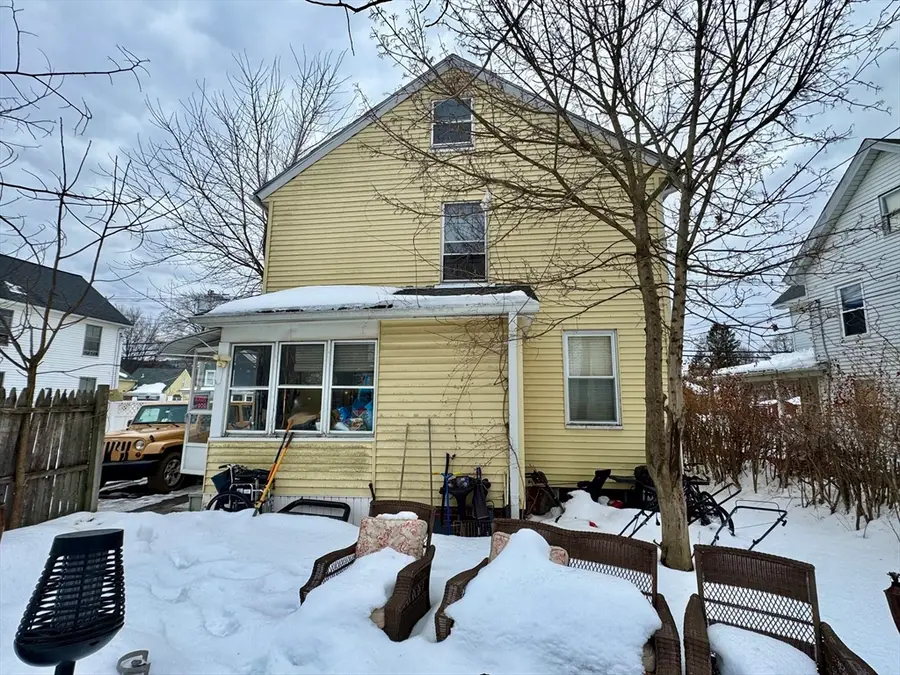79 Pleasant St, Ware, MA 01082 - #3