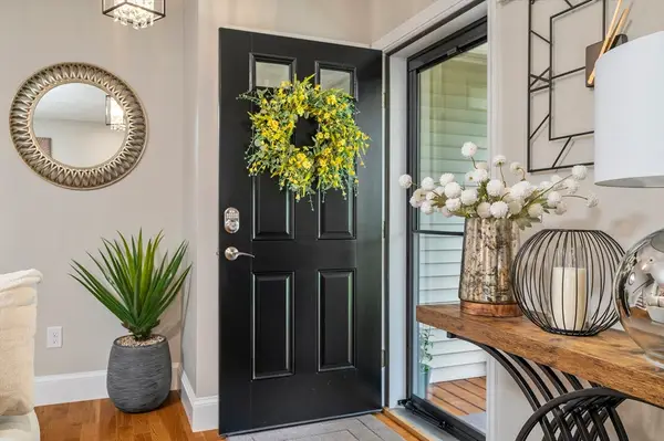 16 Farnum St #16, Uxbridge, MA 01569