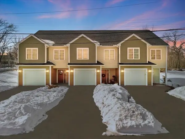 4 Staples Ave #4, Taunton, MA 02780