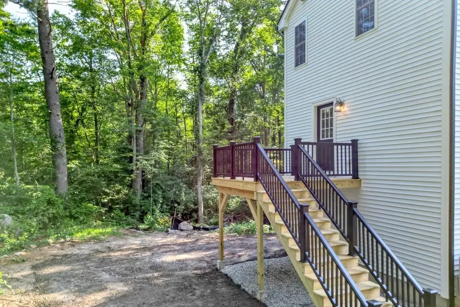 27 Valley Road, Holbrook, MA 02343 - #2