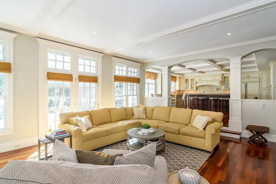 138 Lowell Road, Wellesley, MA 02481 - #3