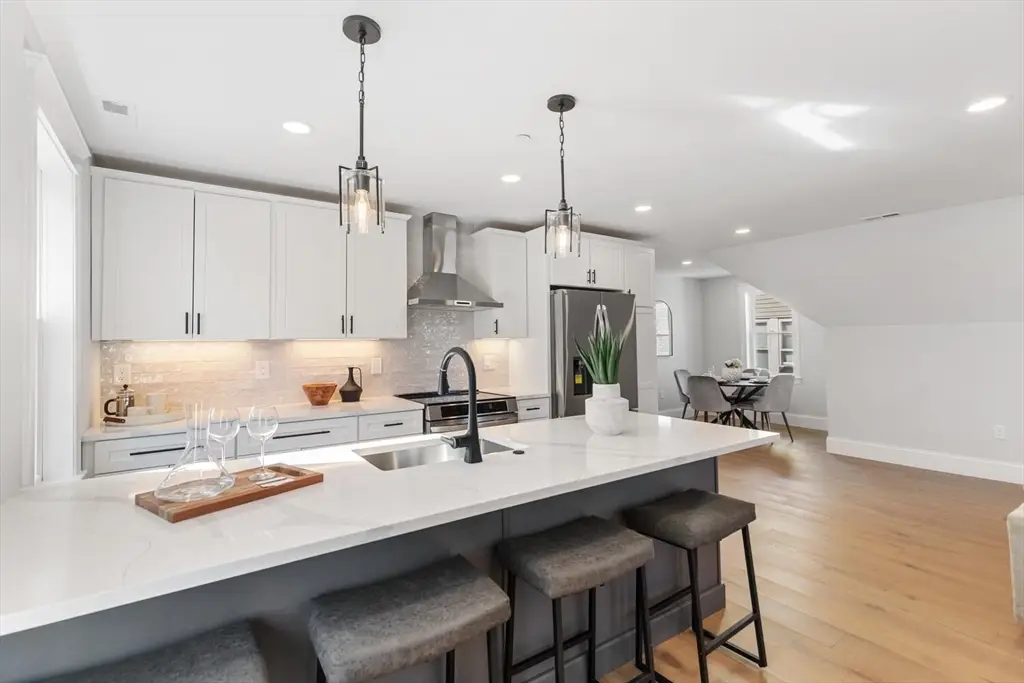 227 Highland Ave #3, Somerville, MA 02413 - #1