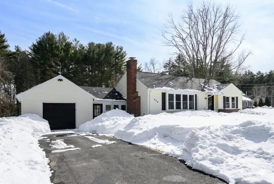 443 Thompson St, Halifax, MA 02338 - #2