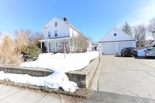 5 Maple St, South Hadley, MA 01075