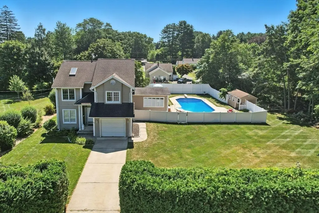 44 Kensington Ave, Westfield, MA 01085 - #1