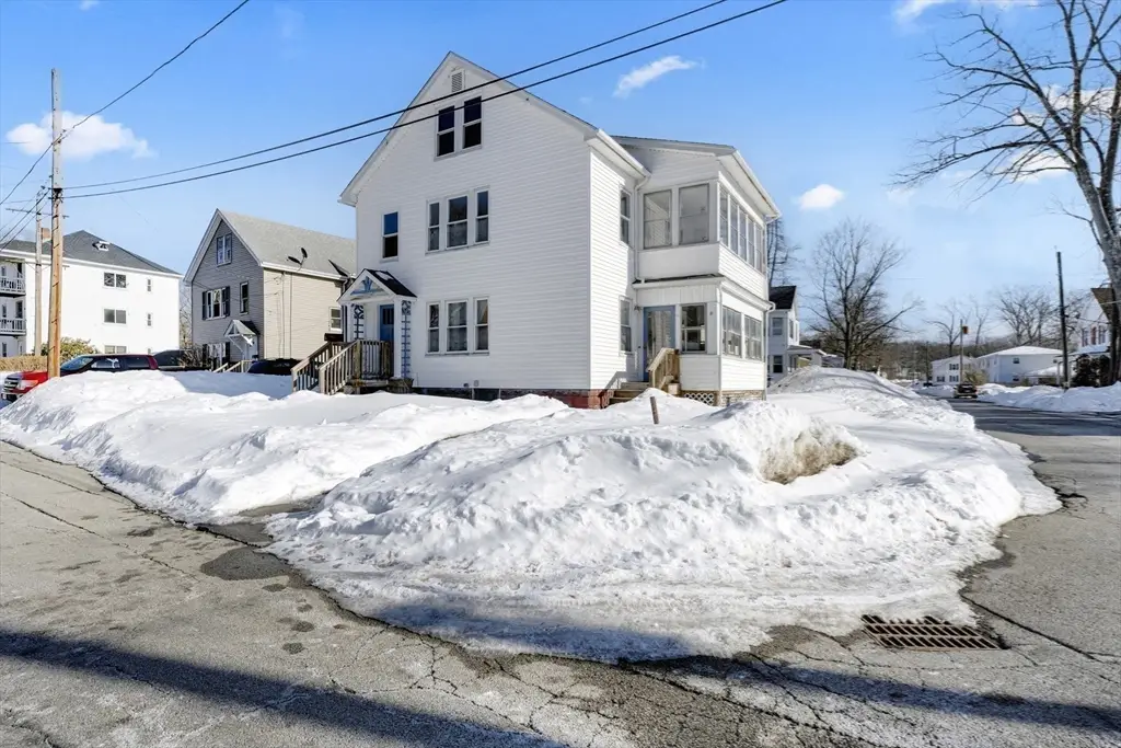 1 Brook St, Webster, MA 01570 - #1