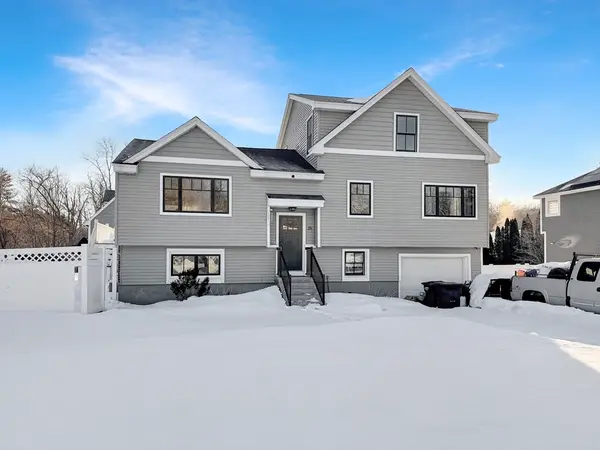 25 Lavalley Ln, Newburyport, MA 01950