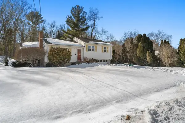 38 Garden Parkway, Norwood, MA 02062