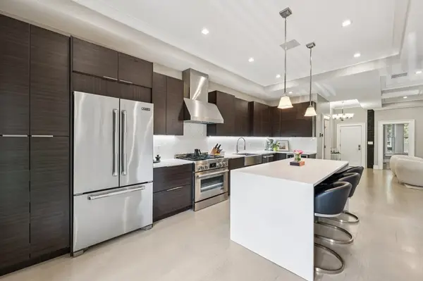 27 Mercer St #1, Boston, MA 02127